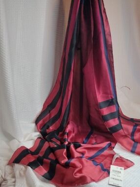 Giani Bernini Silky Red and Black & Blue Striped Scarf